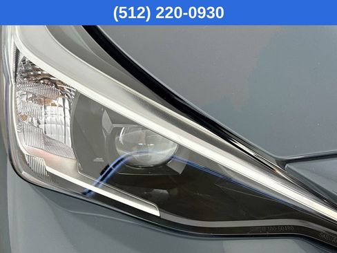 Certified 2025 Subaru Crosstrek 2.0i Premium image 38