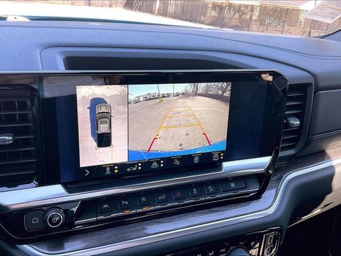 Used 2022 Chevrolet Silverado 1500 LTZ image 22