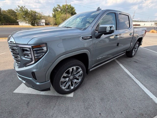 New 2026 GMC Sierra 1500 Denali w/ Denali Reserve Package AWD/4WD image 34