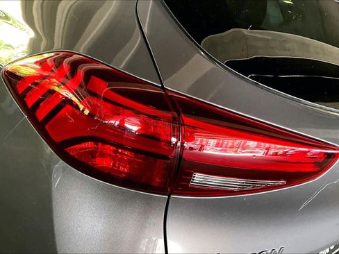 Used 2020 Hyundai Tucson Ultimate w/ Cargo Package AWD/4WD image 28