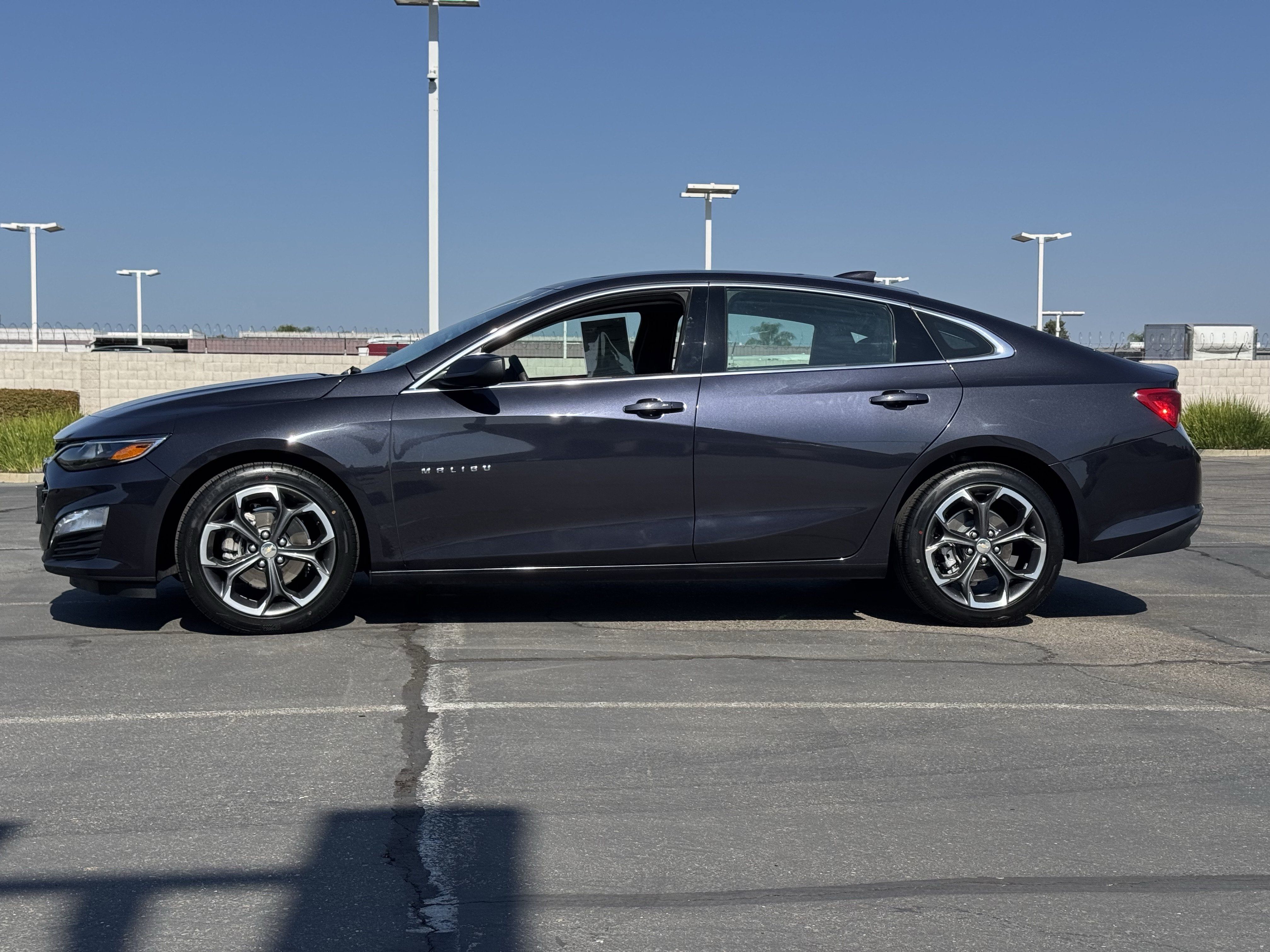 Certified 2023 Chevrolet Malibu LT FWD image 4