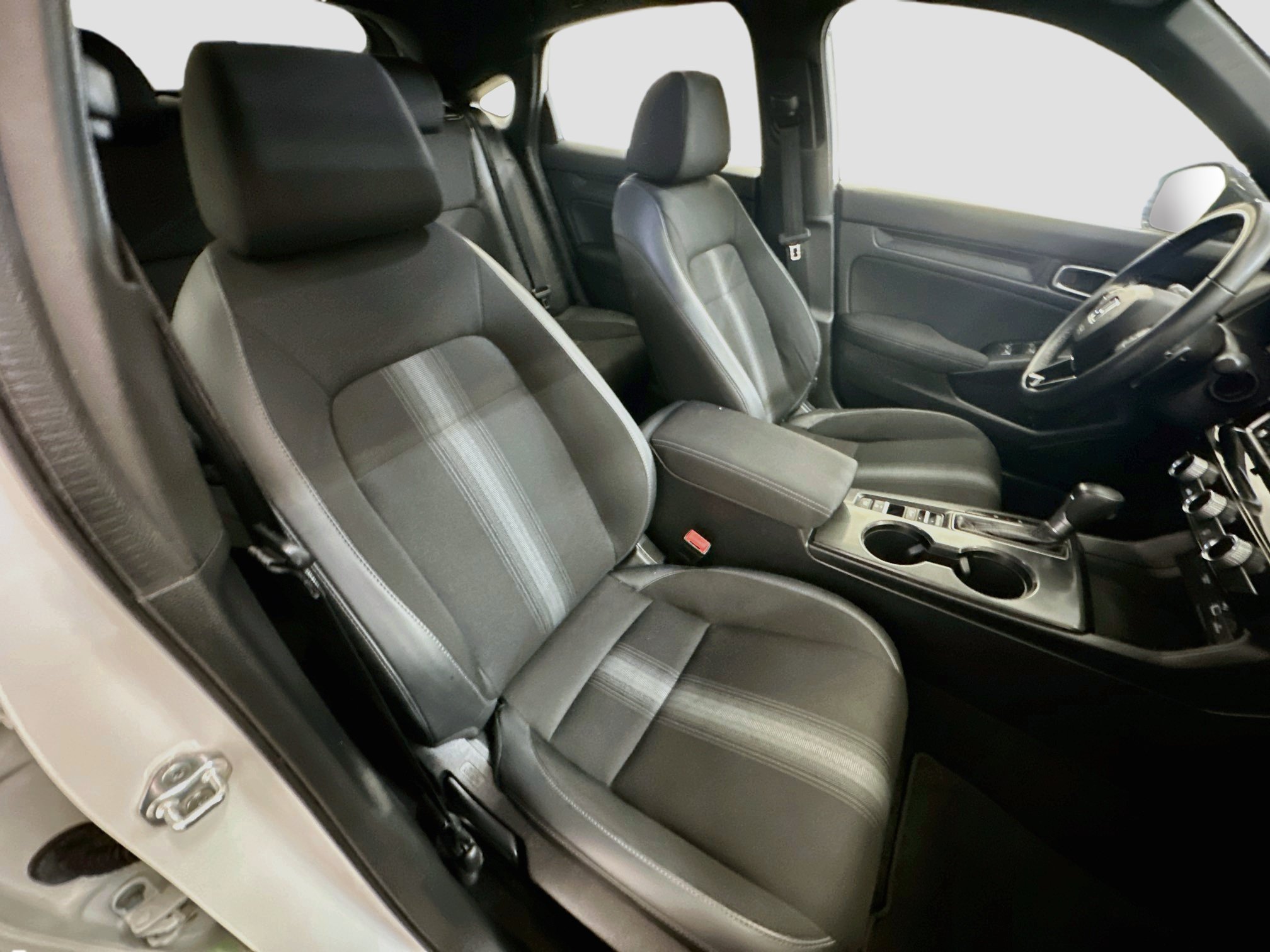 Used 2024 Honda Civic Sport image 31