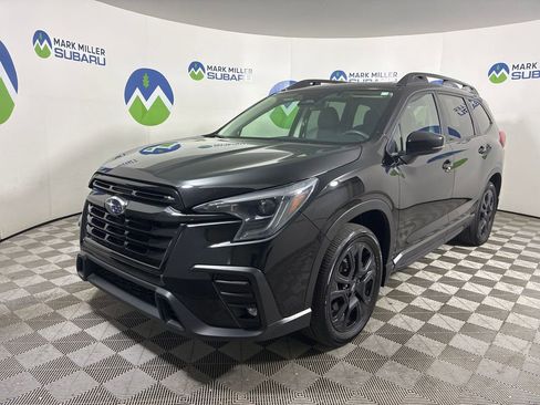 Certified 2024 Subaru Ascent Onyx Edition AWD/4WD image 3