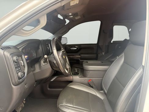 Used 2021 Chevrolet Silverado 1500 LTZ w/ LTZ Convenience Package II image 2