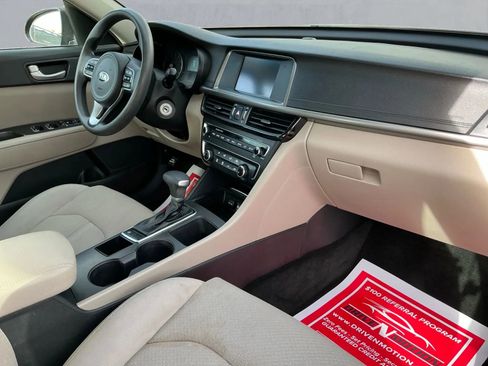 Used 2018 Kia Optima LX image 19