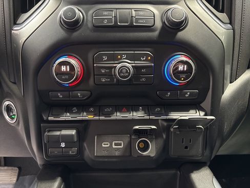 Used 2019 Chevrolet Silverado 1500 LT Trail Boss image 21