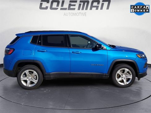 Used 2024 Jeep Compass Latitude image 6