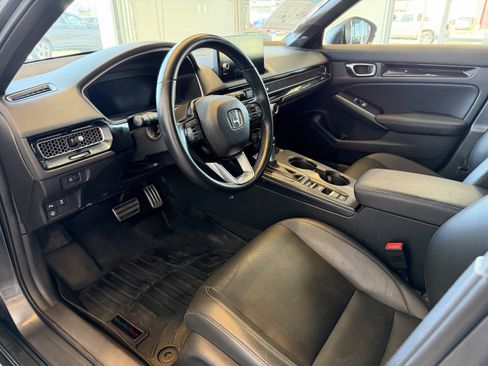 Used 2024 Honda Civic Sport Touring image 7
