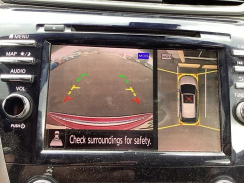 Used 2023 Nissan Murano SL w/ SL Moonroof Package FWD image 4