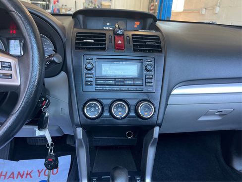 Used 2014 Subaru Forester 2.5i Premium w/ All-Weather Package AWD/4WD image 14
