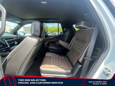 New 2026 GMC Yukon Denali Ultimate AWD/4WD image 12