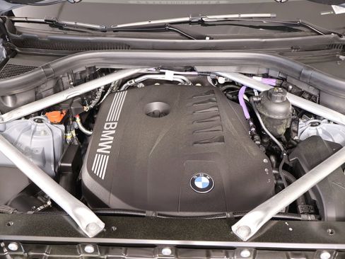 New 2026 BMW X5 xDrive40i w/ M Sport Package AWD/4WD image 20