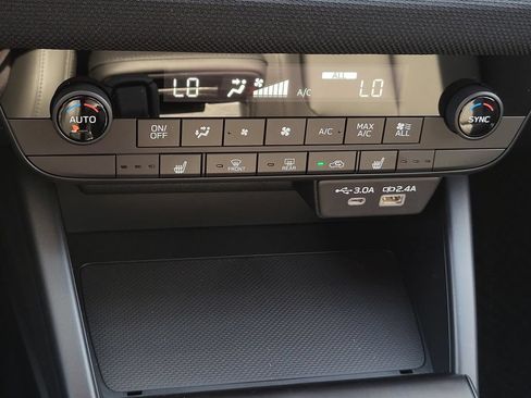 New 2026 Subaru Outback Limited AWD/4WD image 16