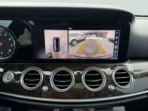 Used 2019 Mercedes-Benz E 300 w/ Premium 1 Package image 30