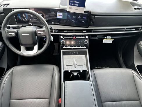 Used 2025 Hyundai Santa Fe SEL FWD image 15