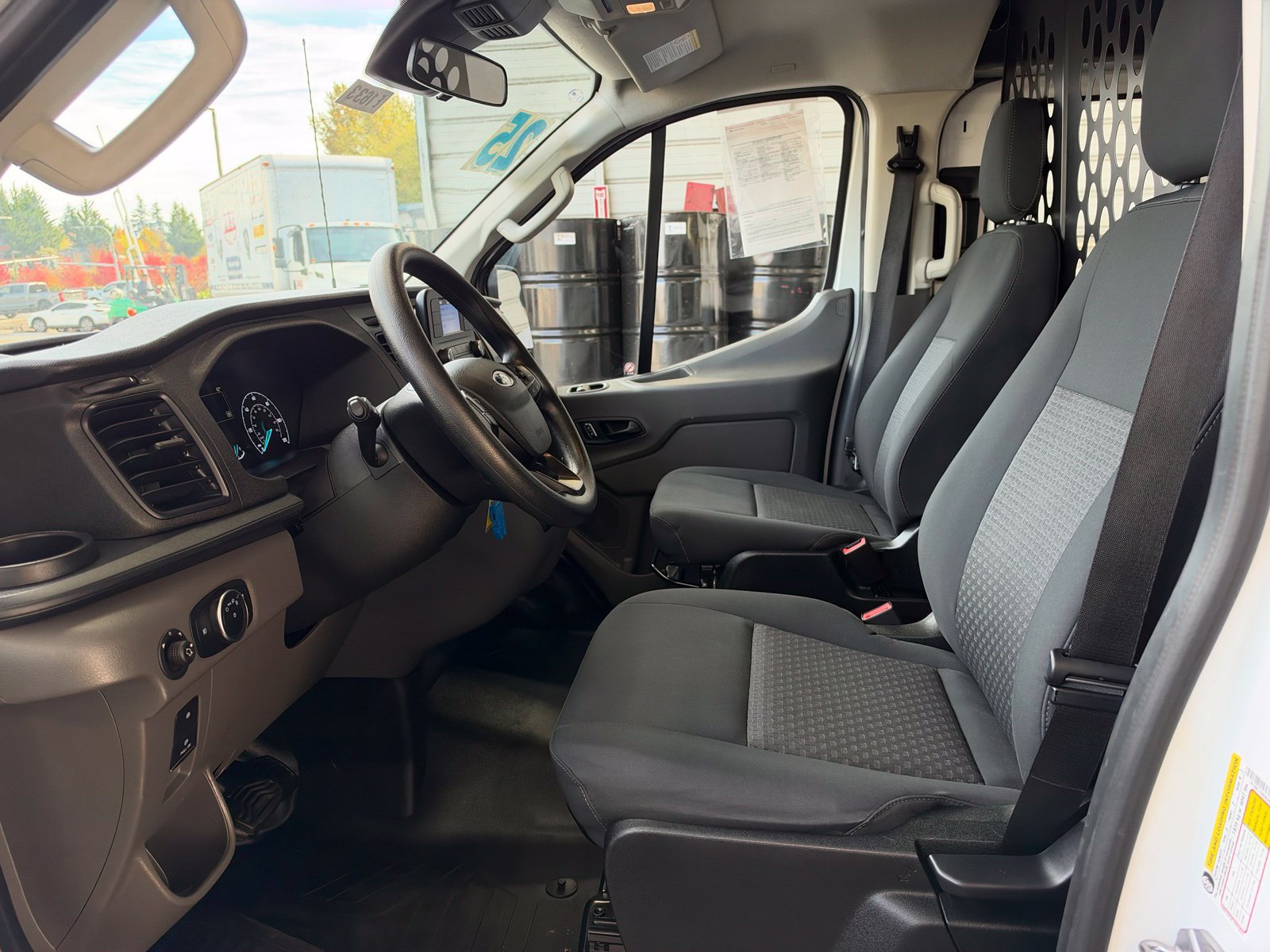 Used 2025 Ford Transit 250 Low Roof w/ Exterior Upgrade Package RWD image 13
