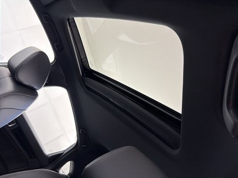 Used 2022 Honda Civic Sport Touring image 18