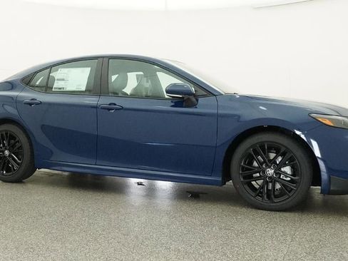 New 2026 Toyota Camry SE FWD image 28