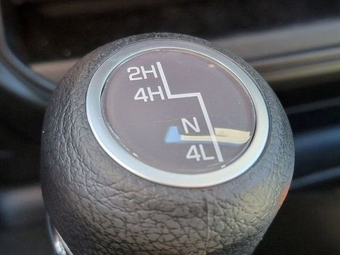 New 2026 Jeep Gladiator Sport AWD/4WD image 6