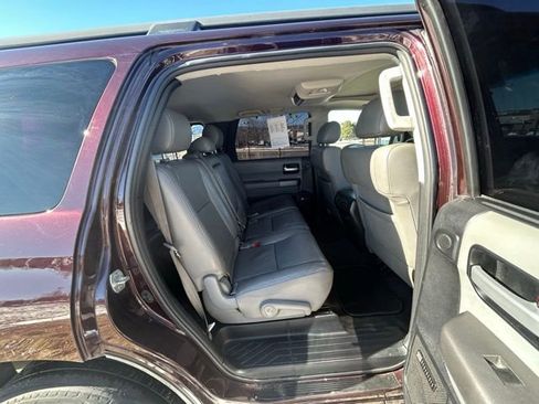 Used 2013 Toyota Sequoia Limited image 28