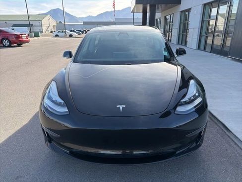 Used 2020 Tesla Model 3 Standard Range Plus image 2