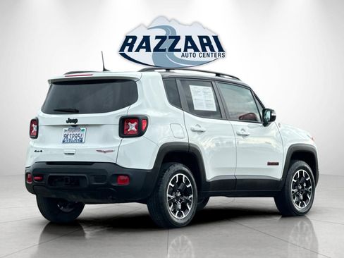 Used 2023 Jeep Renegade Trailhawk w/ Trailer Tow Group image 3