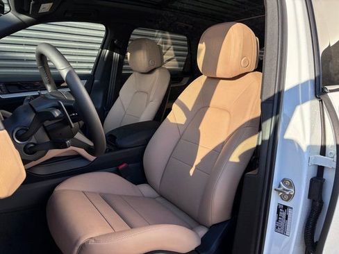 New 2026 Porsche Cayenne image 5