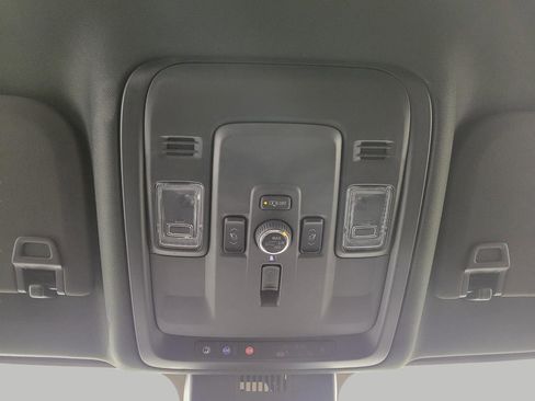 Certified 2025 GMC Yukon XL Denali image 18