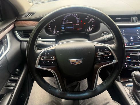 Used 2019 Cadillac XTS Luxury image 18
