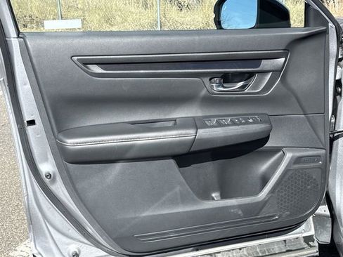 Used 2025 Honda CR-V Sport image 23