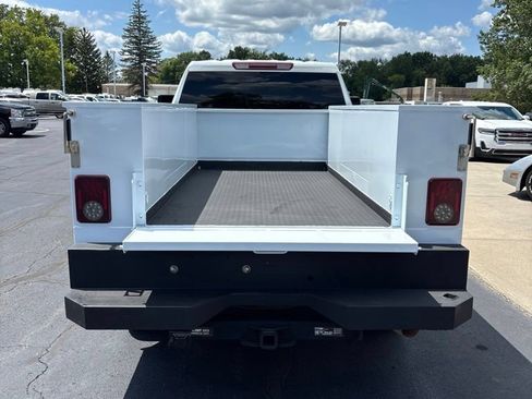 Used 2024 Chevrolet Silverado 2500 LT w/ Convenience Package AWD/4WD image 7
