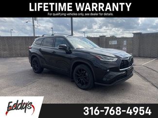 Used 2022 Toyota Highlander Limited AWD/4WD video 1