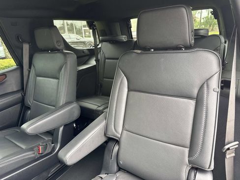 Used 2025 GMC Yukon Denali image 14