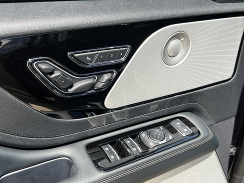 New 2025 Lincoln Aviator Reserve w/ Equipment Group 201A image 27