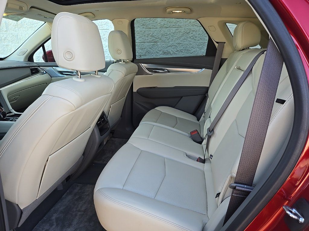 Certified 2023 Cadillac XT5 Premium Luxury w/ Technology Package FWD image 20