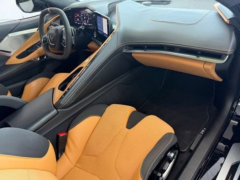 Certified 2022 Chevrolet Corvette Stingray Premium Conv w/ Z51 Performance Package RWD image 13