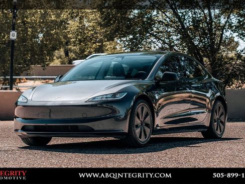 Used 2024 Tesla Model 3 Standard Range RWD image 3