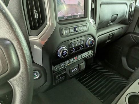 Used 2023 GMC Sierra 1500 Pro w/ Pro Value Package image 20