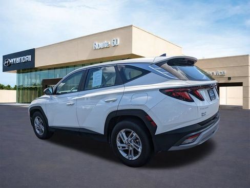 Certified 2025 Hyundai Tucson SE FWD image 6