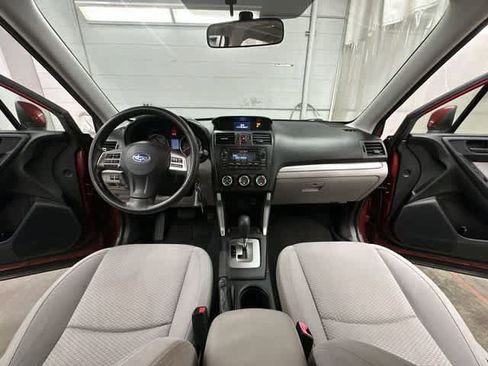 Used 2015 Subaru Forester 2.5i Premium w/ All-Weather Package AWD/4WD image 18