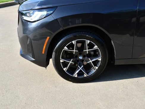 Used 2025 BMW X3 xDrive30i AWD/4WD image 4