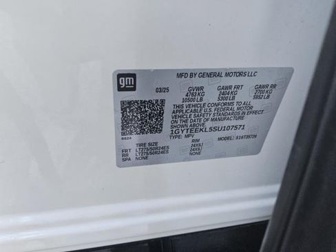 Used 2025 Cadillac Escalade IQ Sport 1 AWD/4WD image 23