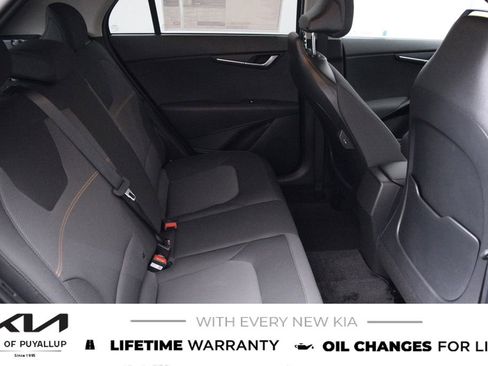 New 2026 Kia Niro LX FWD image 14