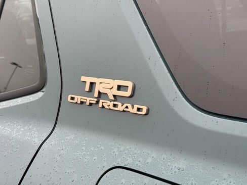 Used 2025 Toyota 4Runner TRD Off-Road Premium image 10