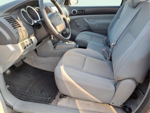 Used 2009 Toyota Tacoma 2WD Regular Cab image 11