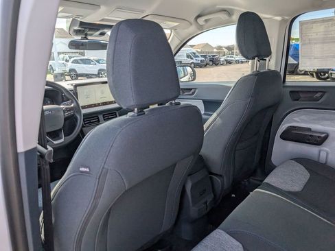 New 2025 Ford Maverick XLT image 44
