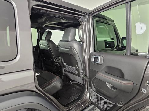 New 2026 Jeep Wrangler Unlimited Rubicon 392 w/ Quick Order Package 27X Moab AWD/4WD image 34