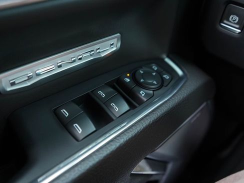 Used 2023 GMC Sierra 1500 Denali image 27