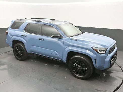 Used 2025 Toyota 4Runner Platinum AWD/4WD image 28