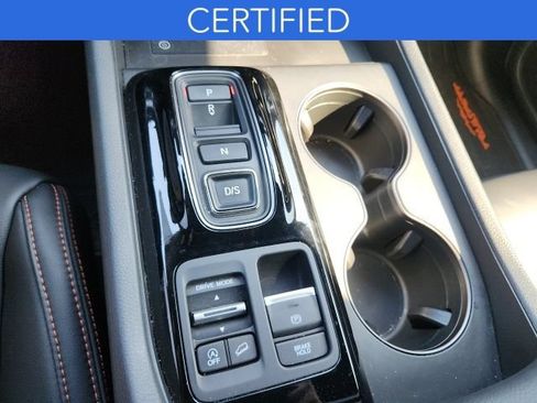 Used 2023 Honda Pilot TrailSport image 19